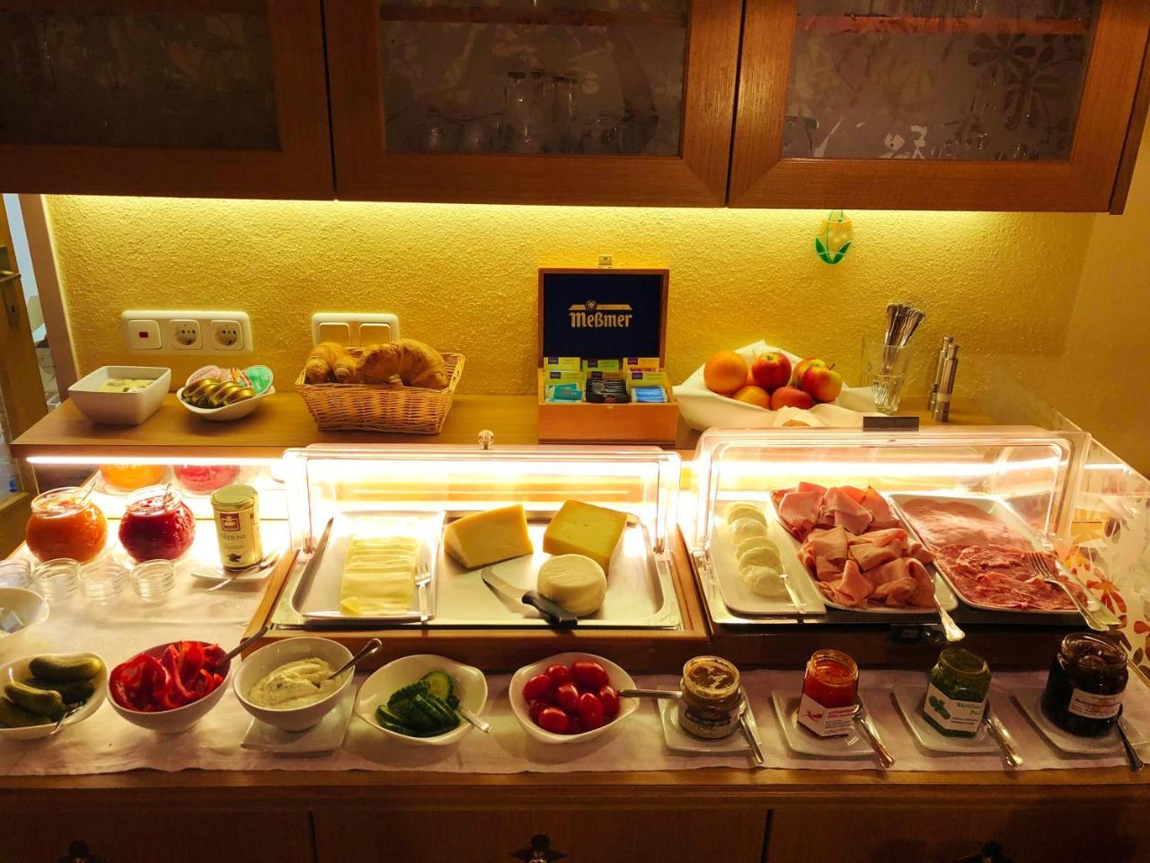 Hotel Garni Brigitte Buerserberg Luaran gambar